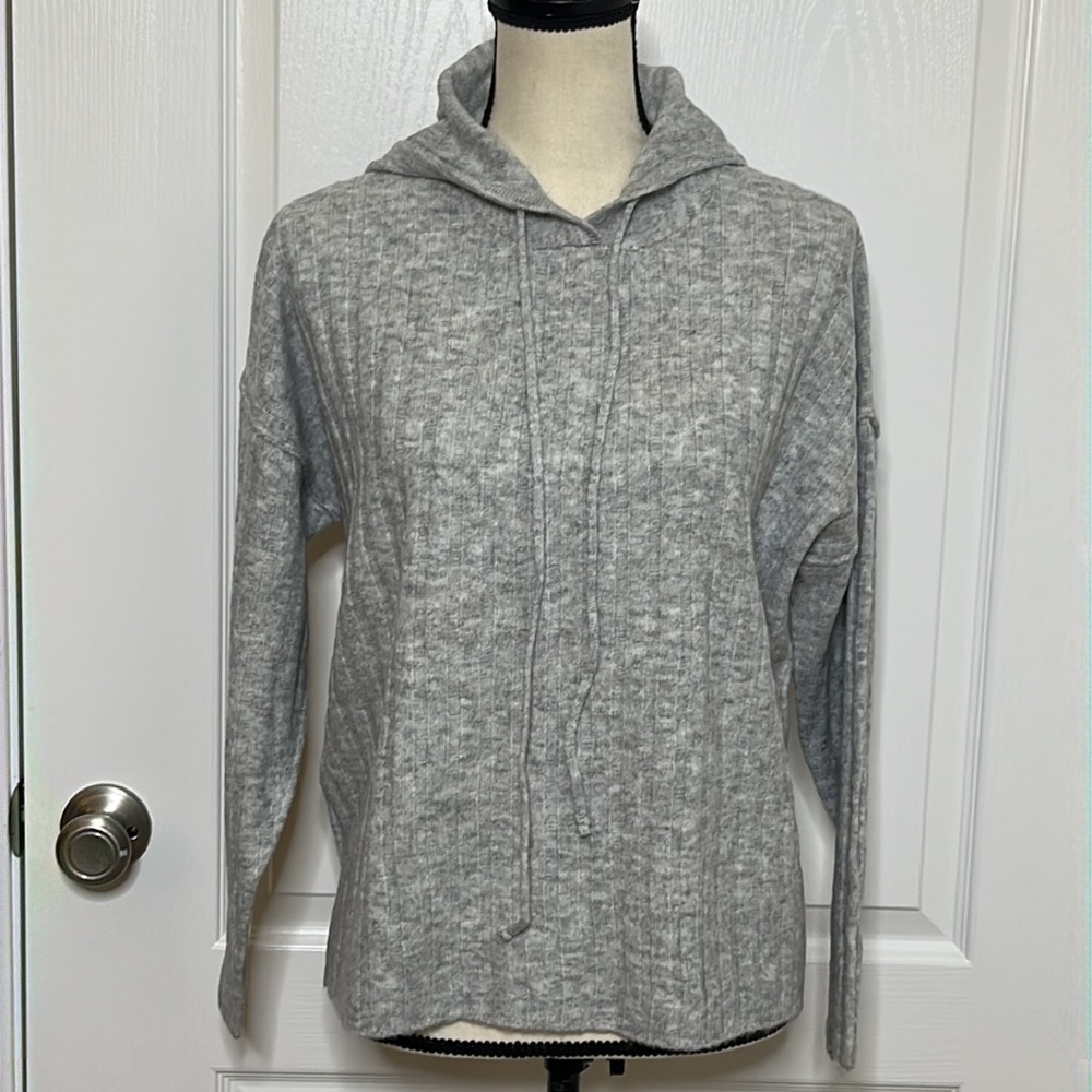 Sweet Romeo hooded ribbed Pull over sweater Heather Gray